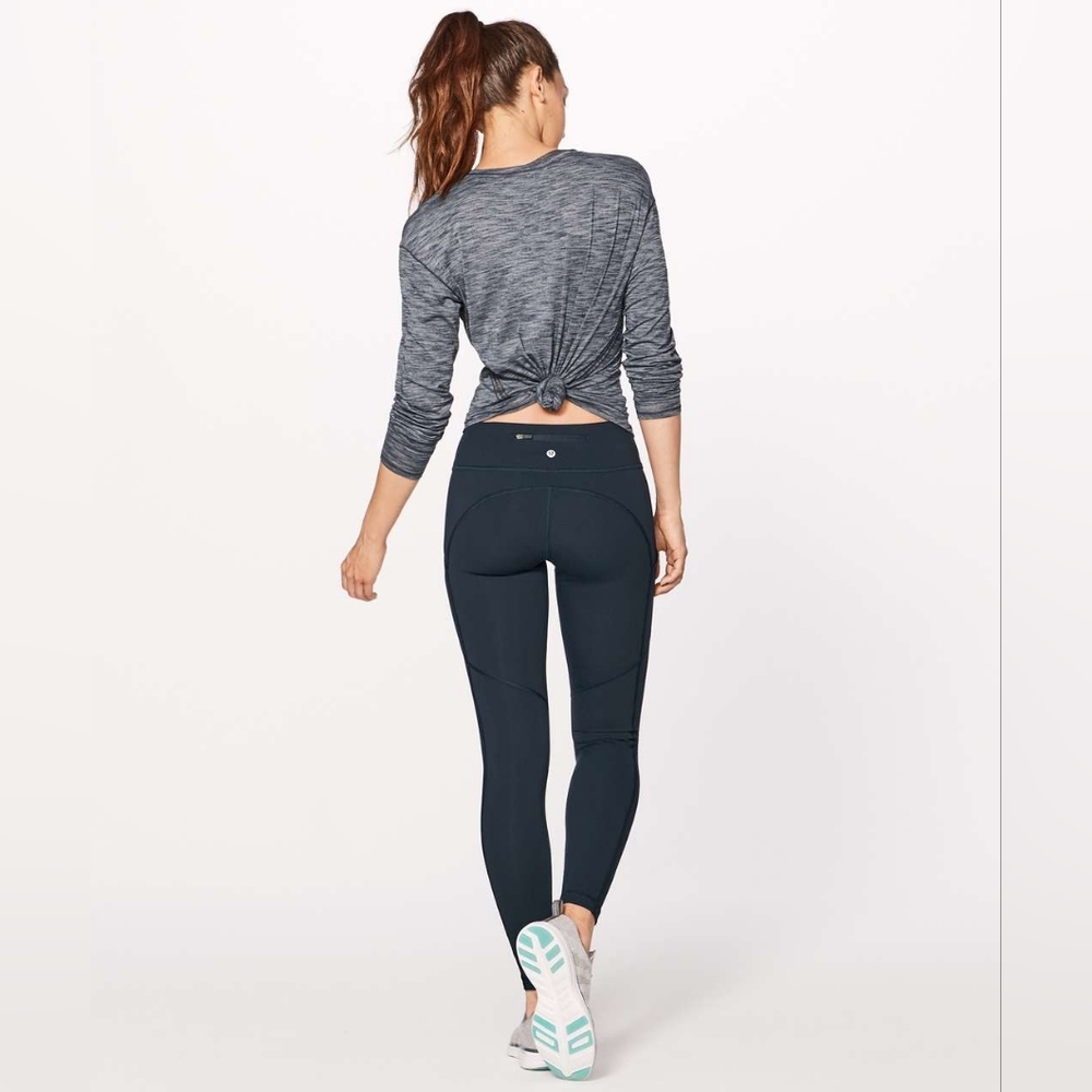 Lululemon Speed Tight V Nocturnal Teal Size 4